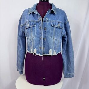 Women’s Distressed Cropped Denim Jacket Size Large Raw Hem